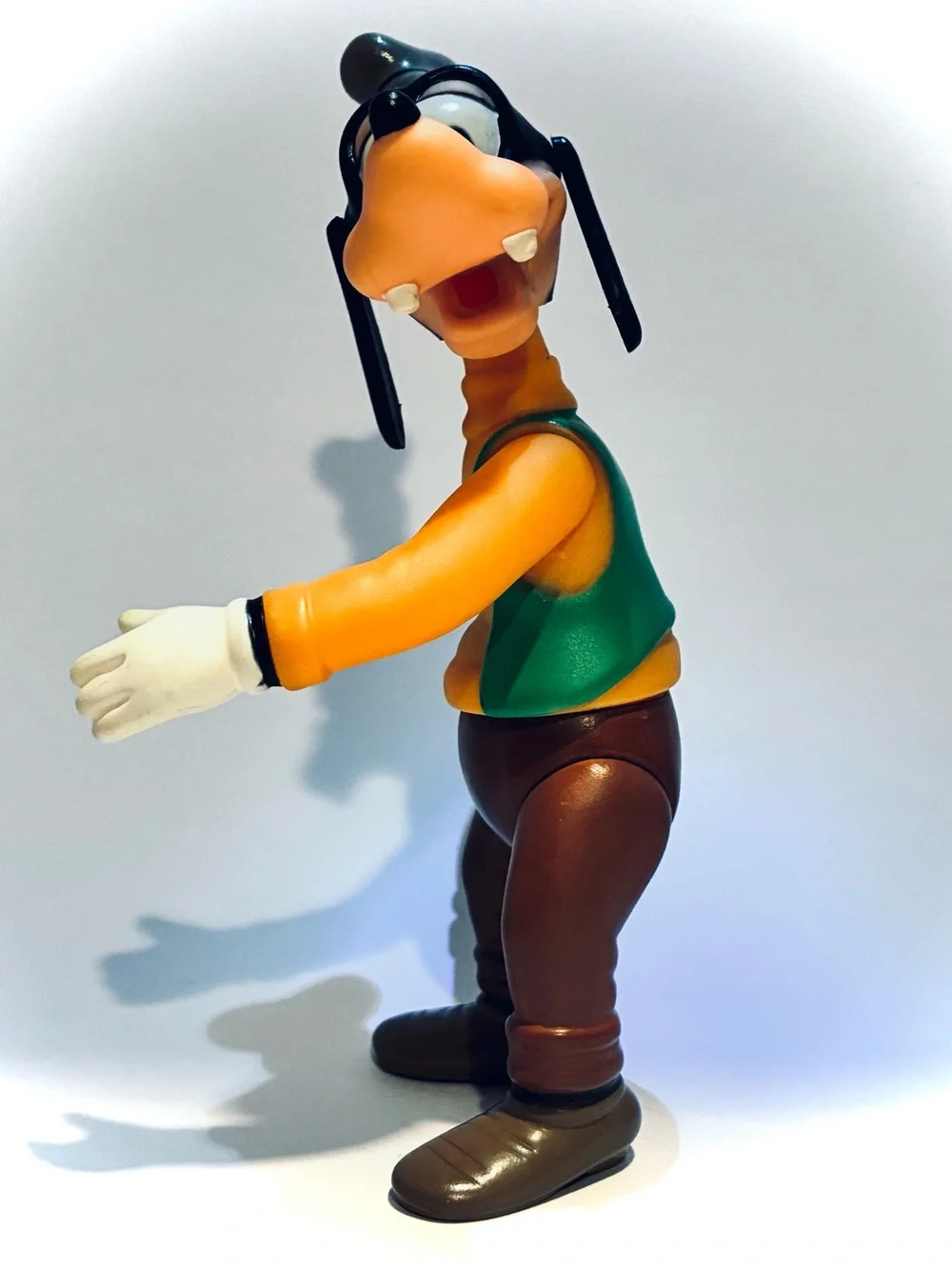 Vintage Disney’s GOOFY Poseable Figure, 6.5 inch.  1986